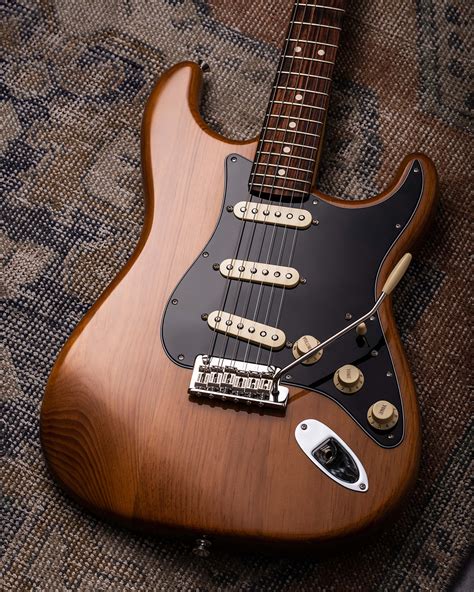 fender strat professional 2 review.